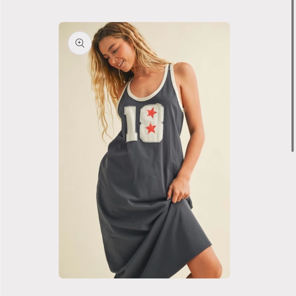 Women's Patched Front Sleeveless T-shirt Dress